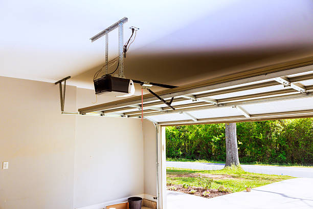 Top rated local Garage Door Panel Replacement specialists in Normandy, MO